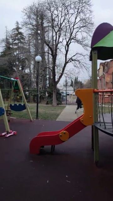 Детская площадка в Сочи смотреть онлайн