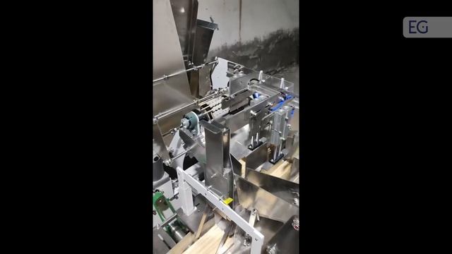 Станок для упаковки шампуров NZZQDSJ-300S смотреть онлайн