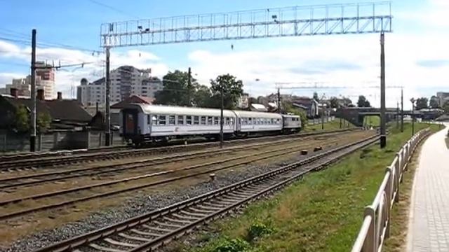 Польский электровоз на ст. Гродно с поездом Гродно Краков, 18.09.2016 смотреть онлайн