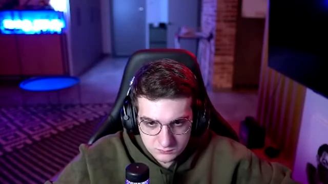 Эвелон пошутил про 89 сквад! смотреть онлайн
