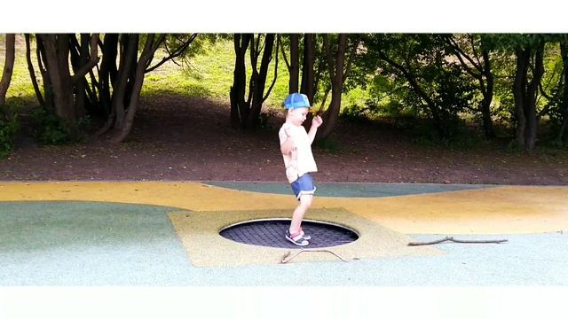 Батут и палка)) / Trampoline and stick)) смотреть онлайн