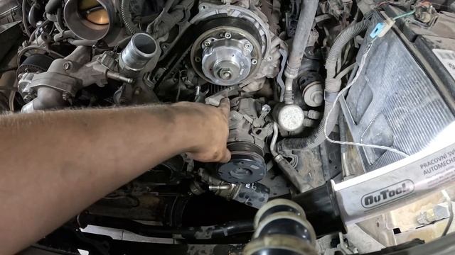 Toyota Land Cruiser 200 Замена ремня ГРМ