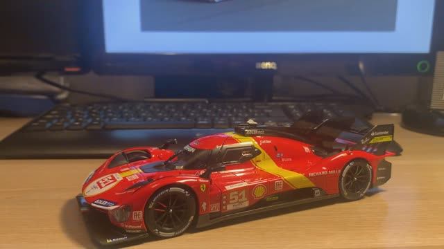 Обзор модели Ferrari 499P в масштабе 1/24 от Bburago смотреть онлайн