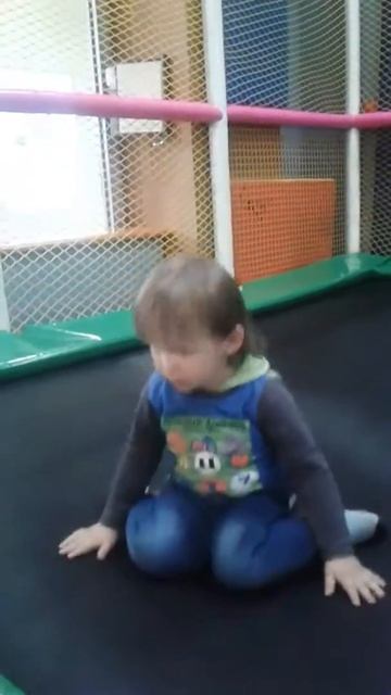 Первый раз на батуте..Домодедово..13.05.2017