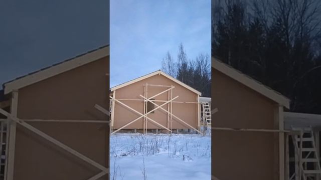 История строительства каркасного дома.