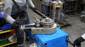 Гибка трубы обкаткой с догибом на нужный угол бездорн?