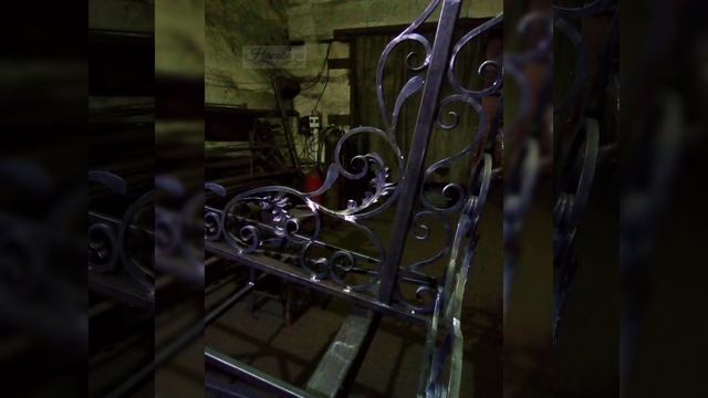 Кованый навес от ХК "Наковали" смотреть онлайн