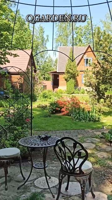 Ротонда от QGARDEN в роскошном саду. смотреть онлайн