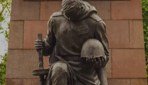 Песня "Журавли" в исполнении Марка Бернеса