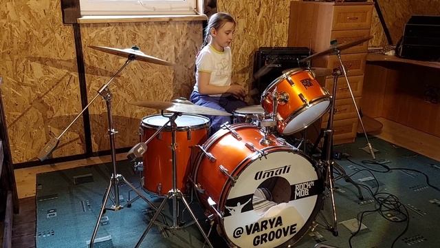 GREEN DAY - BASKET CASE Drum Cover By Varya Groove