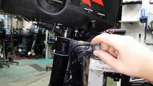 Слабое место лодочных моторов TOHATSU 3.5 и аналогов.