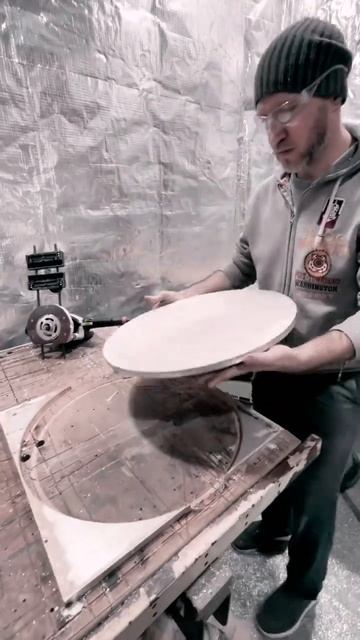 Алюминиевая луна 🪙 смотреть онлайн