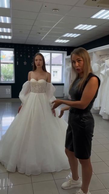 Как свадебные платья делают пышными?