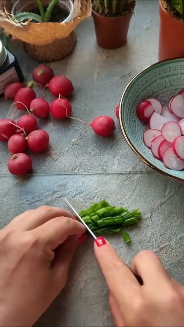 Салат из Редиски и Чиа #рецепты #редиска #салат #салаты смотреть онлайн