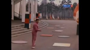 смешные моменты в фильме 7 стариков и 1 девушка 2 часть