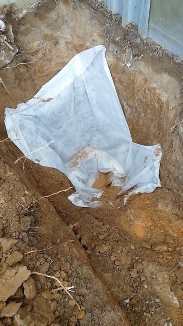 Дренажный колодец из лего кирпича. Сложил колодец из л