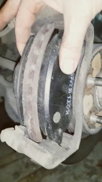Поставил новые колодки на место #авто #автомобили #гар? смотреть онлайн