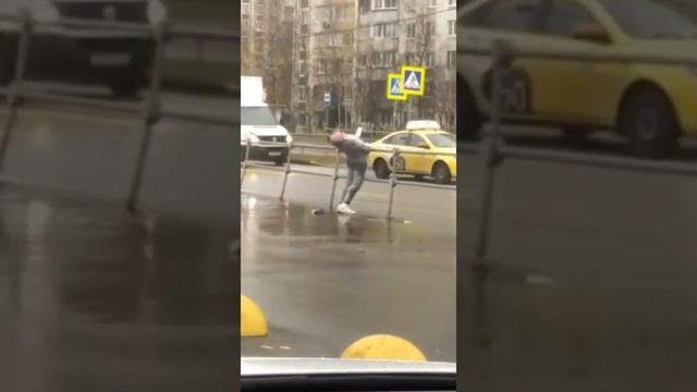 накуренный вызвал такси#треш в такси#приколы в такси#рабоьа в такси смотреть онлайн