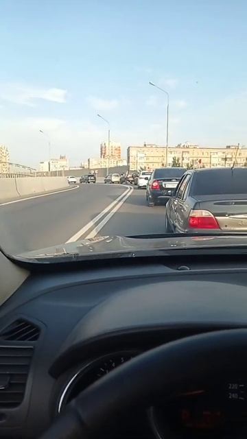 Начались рабочие будни. С работы домой. Пробки. 🚦 смотреть онлайн