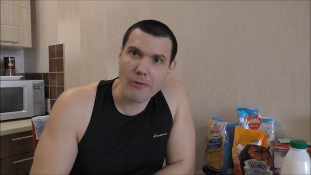 Кирилл Кириллов просит подписаться на его канал