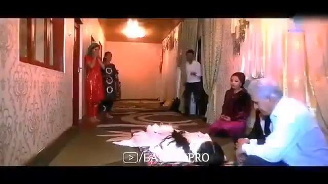 срочна бо як килини хонара бо марди бегона. капидан да фархор. лайк ва падписатсыя кнен 15.09.2023. смотреть онлайн