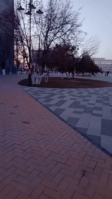 Вечерняя прогулка. Сейчас уже +23 #loreen #Eup #прогулка #пого смотреть онлайн