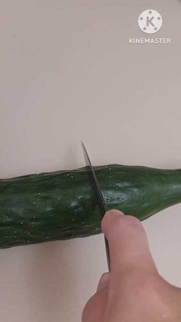 Огурец на килограмм 😄 #сад #огород #дача #растения #хоб смотреть онлайн