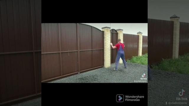 Пьяные СТОЛБЫ из Кирпича смотреть онлайн