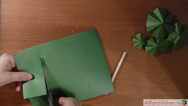 Новогодняя ёлочка из бумаги смотреть онлайн