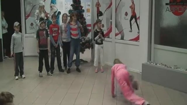 Детская группа стритданс в фк Аврора г.Херсон.mp4 смотреть онлайн