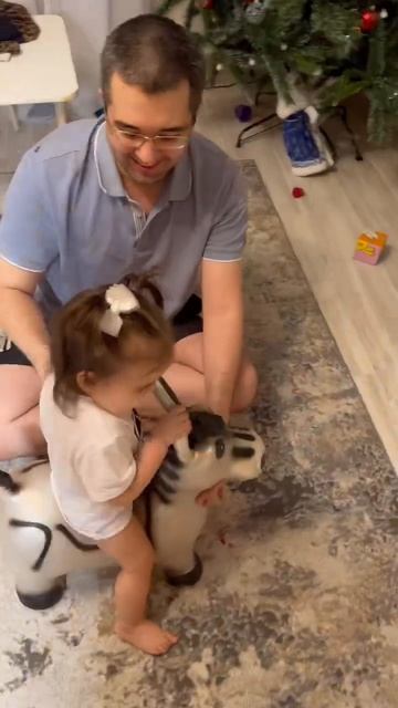 #shorts #малыш #дети #игрушки #развитие #игры #папа смотреть онлайн