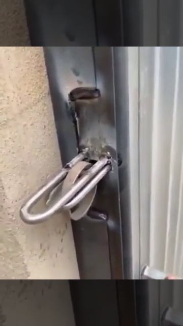 клёвый замок для откатных ворот смотреть онлайн