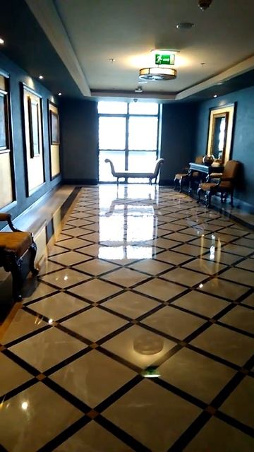 Территория отеля Dubai, Palm, Jumeirah Zabeel Saray , Дубай, Съемка Бр?