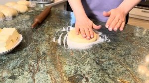 УНИВЕРСАЛЬНОЕ СЛОЁНОЕ ТЕСТО ДЛЯ ЛЮбОЙ НАЧИНКИ Много Т