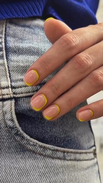 Идеями для создания красивых ногтей в Commode Nails #маникюркраснодар #красота #маникюр #nails смотреть онлайн