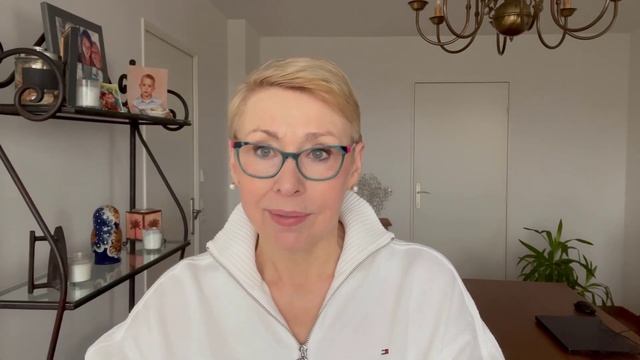 НеМОДные Француженки Тщетные Попытки Элегантность и Простота Шуточки и Приколы смотреть онлайн