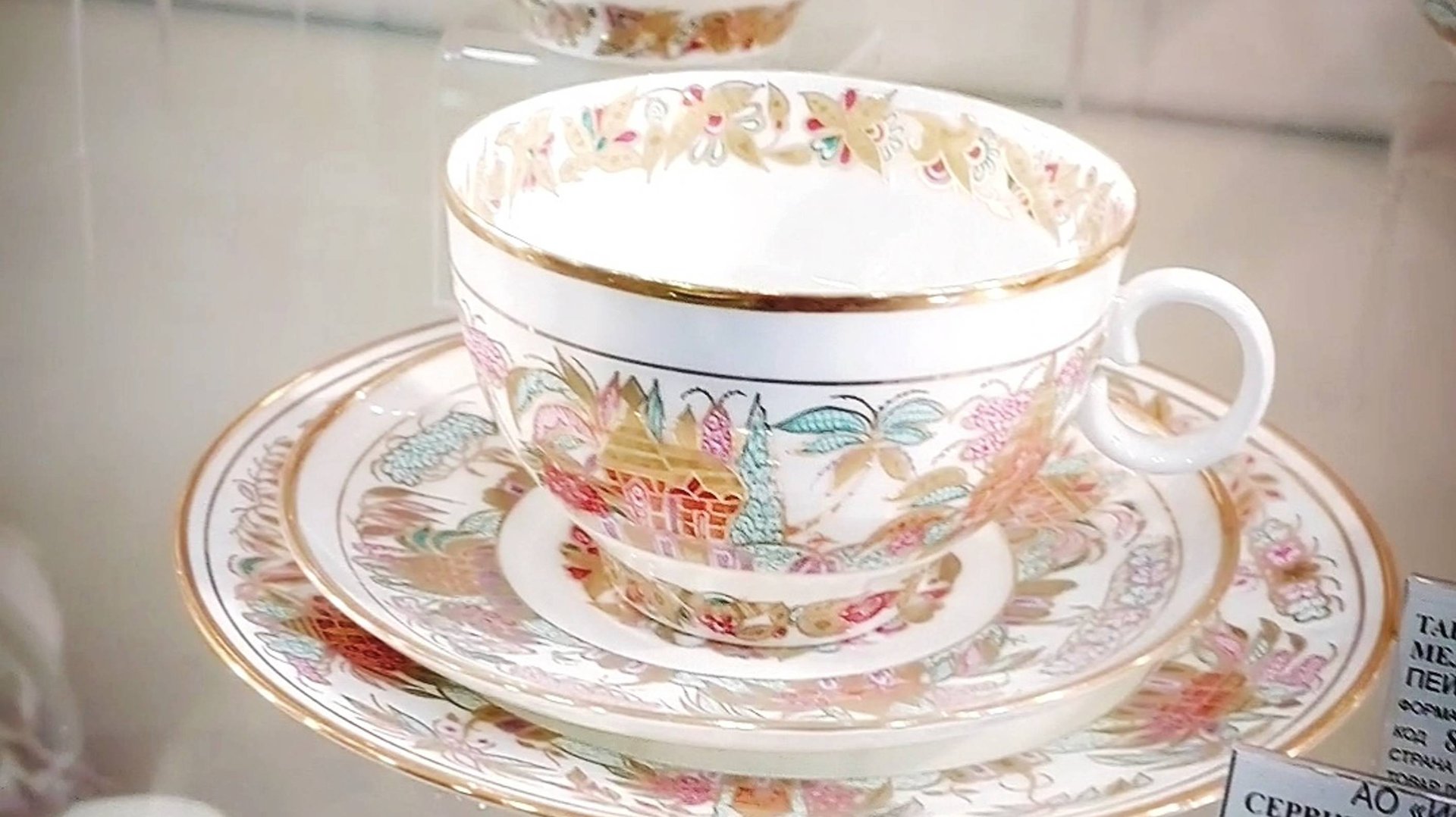 Пойдемте со мной за покупками в магазин Императорского фарфороваго завода? ♥️