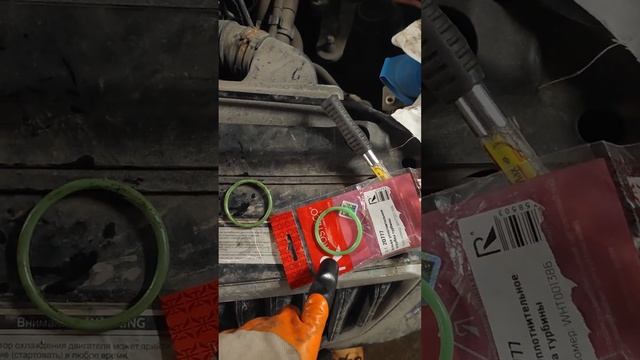 Устранение запотевания на впуске Skoda Octavia A7. смотреть онлайн