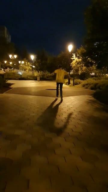 Уличный батут это бомба 💣 #flip #сальто #tricks #sports