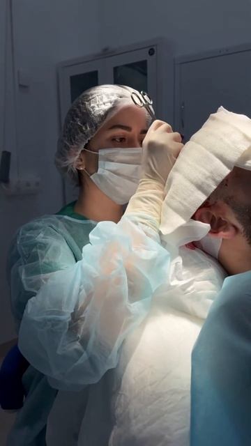 Когда начинают расти волосы после пересадки волос?