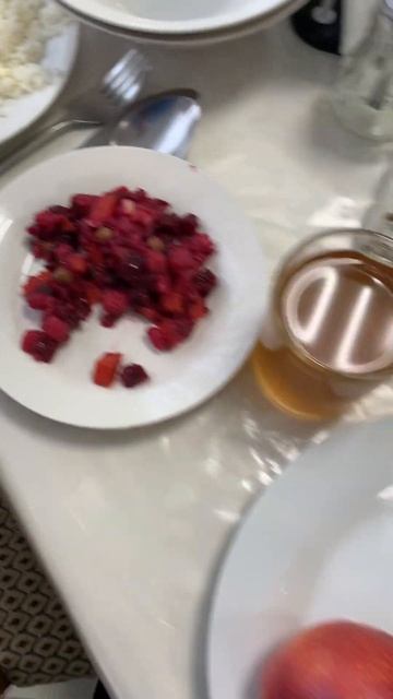 Обед в санатории.Всё очень вкусно😋😋😋. #еда #отдых #е? смотреть онлайн