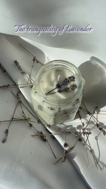 свеча с лавандой(подробнее в тгк Selit)#candle #lavander #свечи #с смотреть онлайн