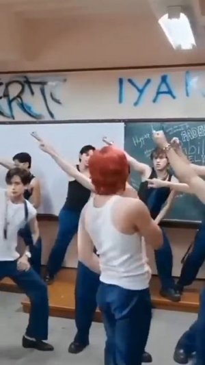 ЖЕМЧУЖИНА КЛАССА Е ТАНЕЦ🤣 #любовь #рек #дорама