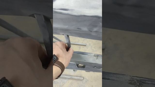 Jeep Commander кузовной черный фронтально части автомобиля, смотреть онлайн