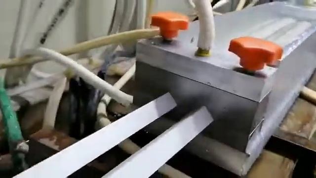 #extrusion #pvc #фаскообразователь Extrusion Tool for the Production of Pvc Chamfering Profiles смотреть онлайн