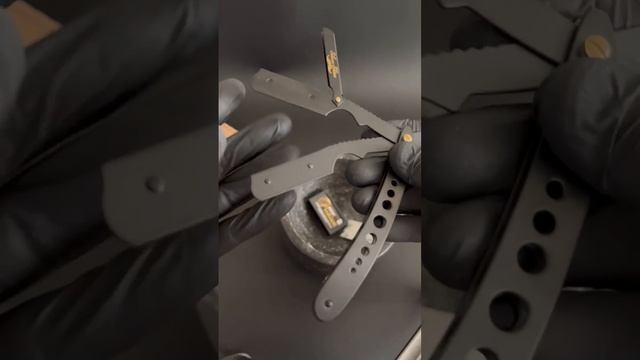 Шаветка черная SH + лезвия derby смотреть онлайн