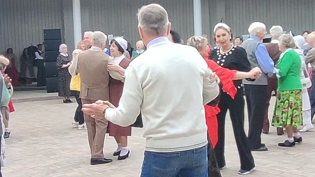 Хороши весной в саду цветочки..... 08.05.25. смотреть онлайн