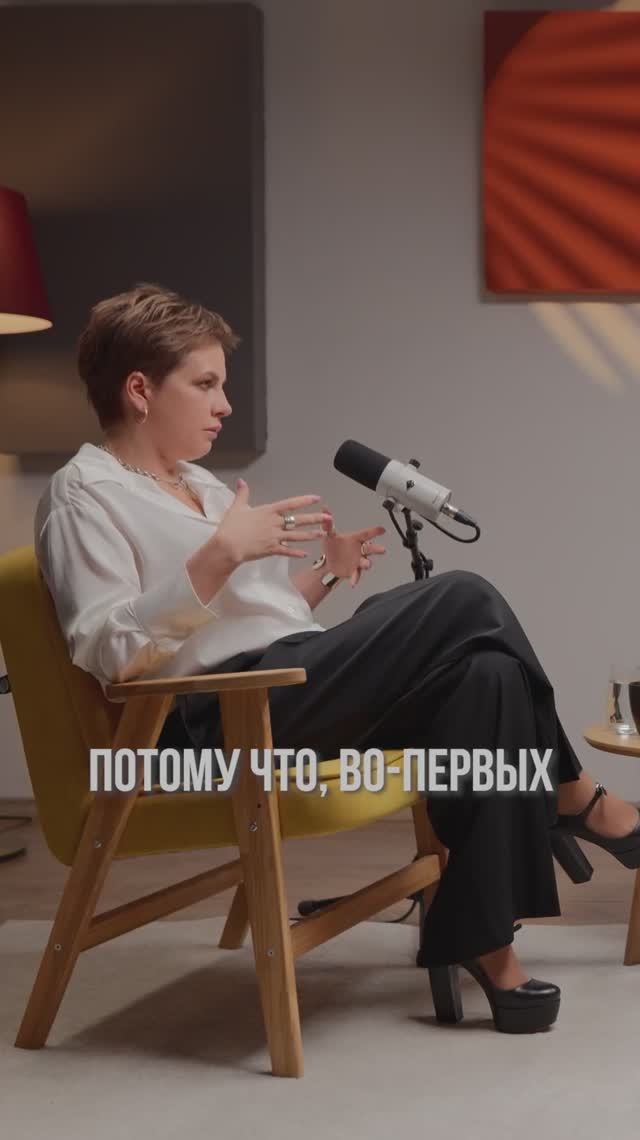 Почему в России женщины ненавидят друг друга? 😱 #россия #америка #женщины #психология смотреть онлайн