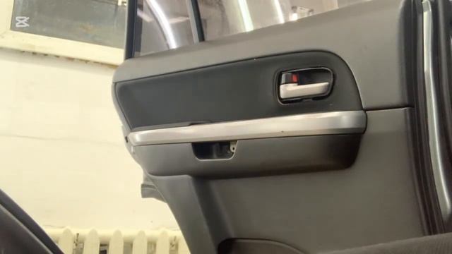 Разбор карт задней двери  Suzuki Grand Vitara.