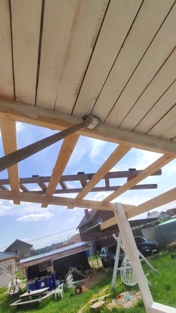 Терраса своими руками. Покраска продолжается